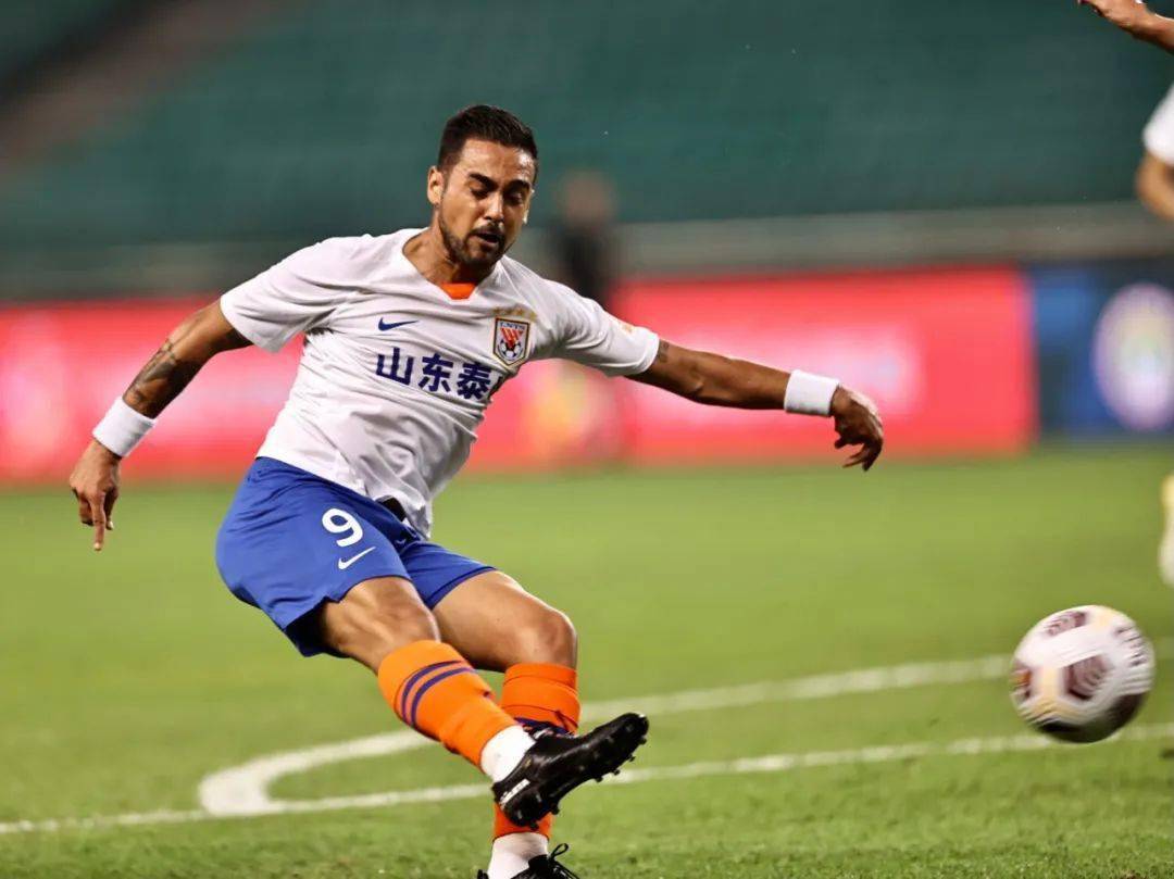 KAIYUNAPP注册登录-包含羽毛球赛场再起风云：洞庭青龙队爆冷徽州火狐队，新援首秀制胜团队防守值得称道的词条