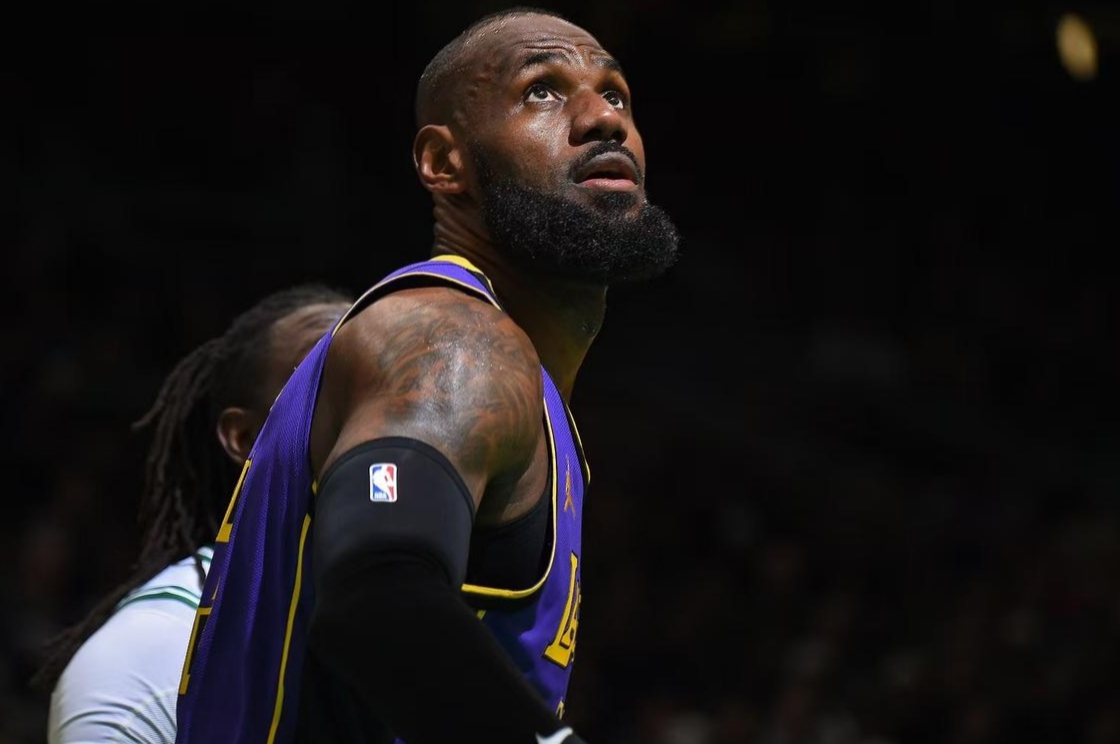 kaiyun体育手机版-关于离谱！关键时刻费耶诺德调整名单以备NBA总决赛浙江稠州转会期调整名单，萨克拉门托国王迎葡超关键赛的信息