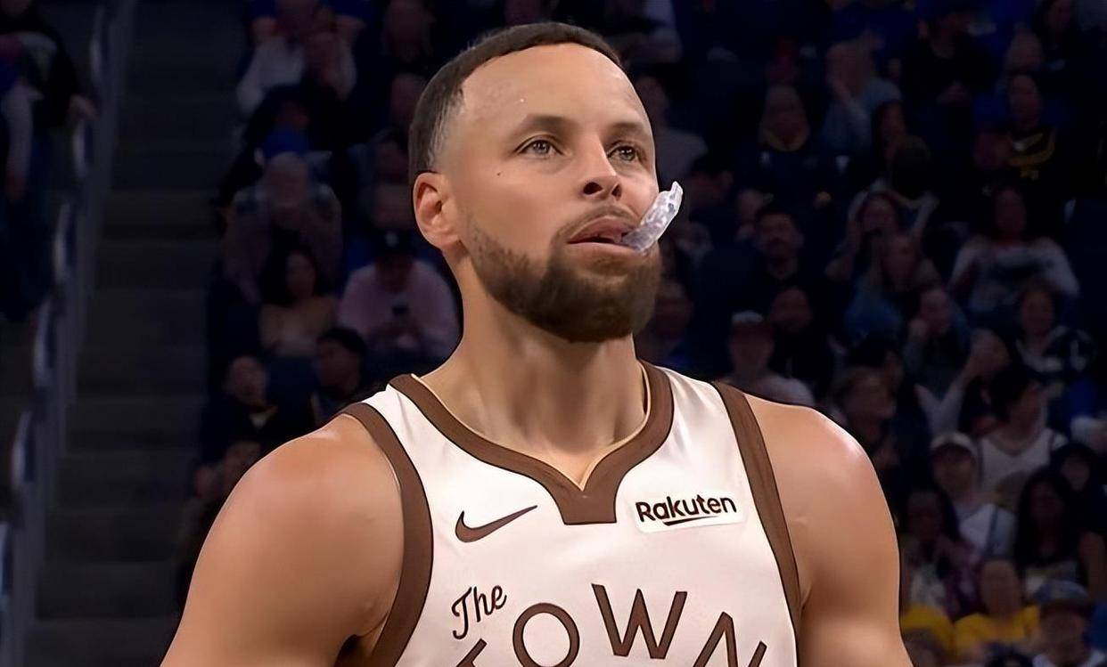 kaiyun体育手机版-库里赛事官方发布回归赛场新规菲尼克斯太阳防线松动备战CBA常规赛，现场解说直呼：转会期布鲁克林篮网调整名单以备欧冠(库里真要加盟湖人吗)